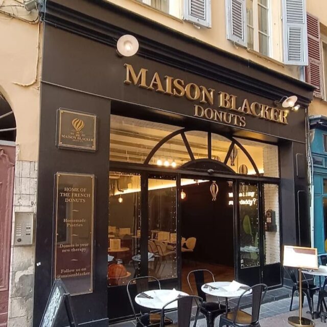 photo enseigne maison blacker a nice